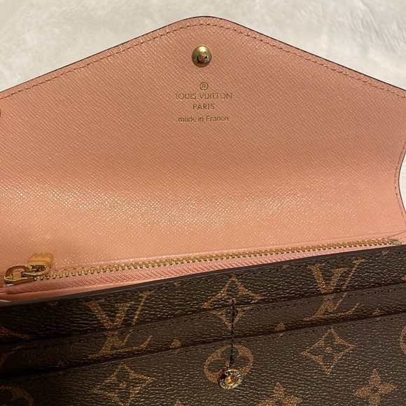 Wallet - Picture 4 of 5